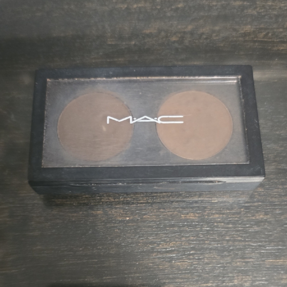MAC Cosmetics Dual Brown Eyeshadow Palette